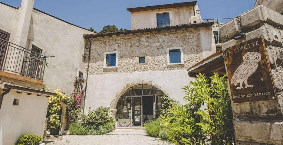 Maison d’hôte pour 2 personnes, avec jardin, animaux acceptés à Castel del Monte