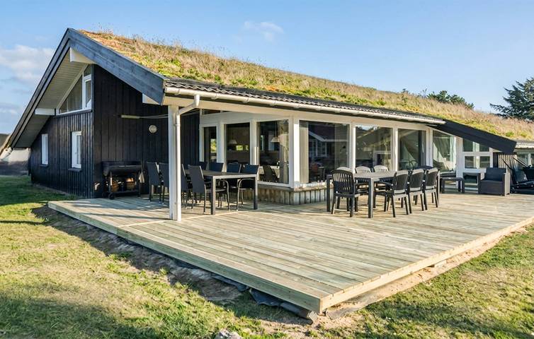 Ferienhaus für 14 Personen, mit Terrasse und Sauna sowie Whirlpool in Blokhus - 4