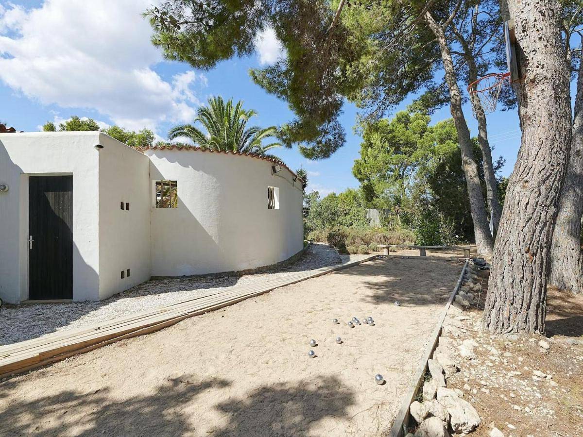 Six-Bedroom Villa in Moncloa-Aravaca, Madrid