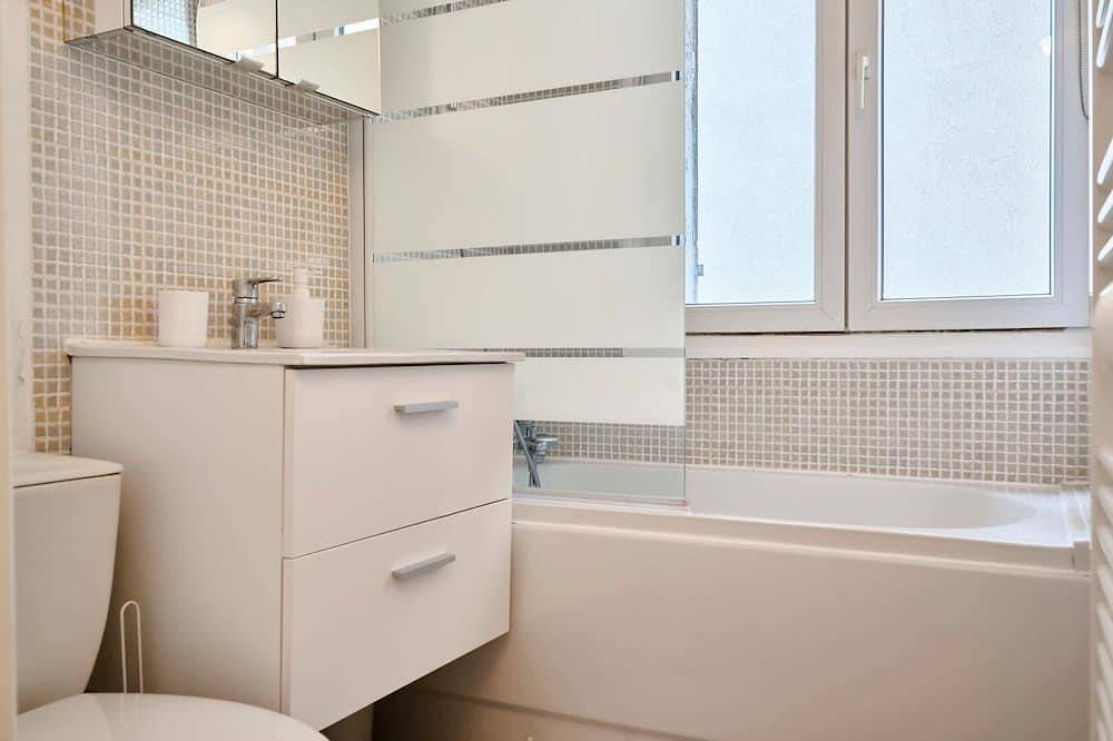 Apartamento entero, Quiet one-bedroom flat close to the metro in Lille, Lille region