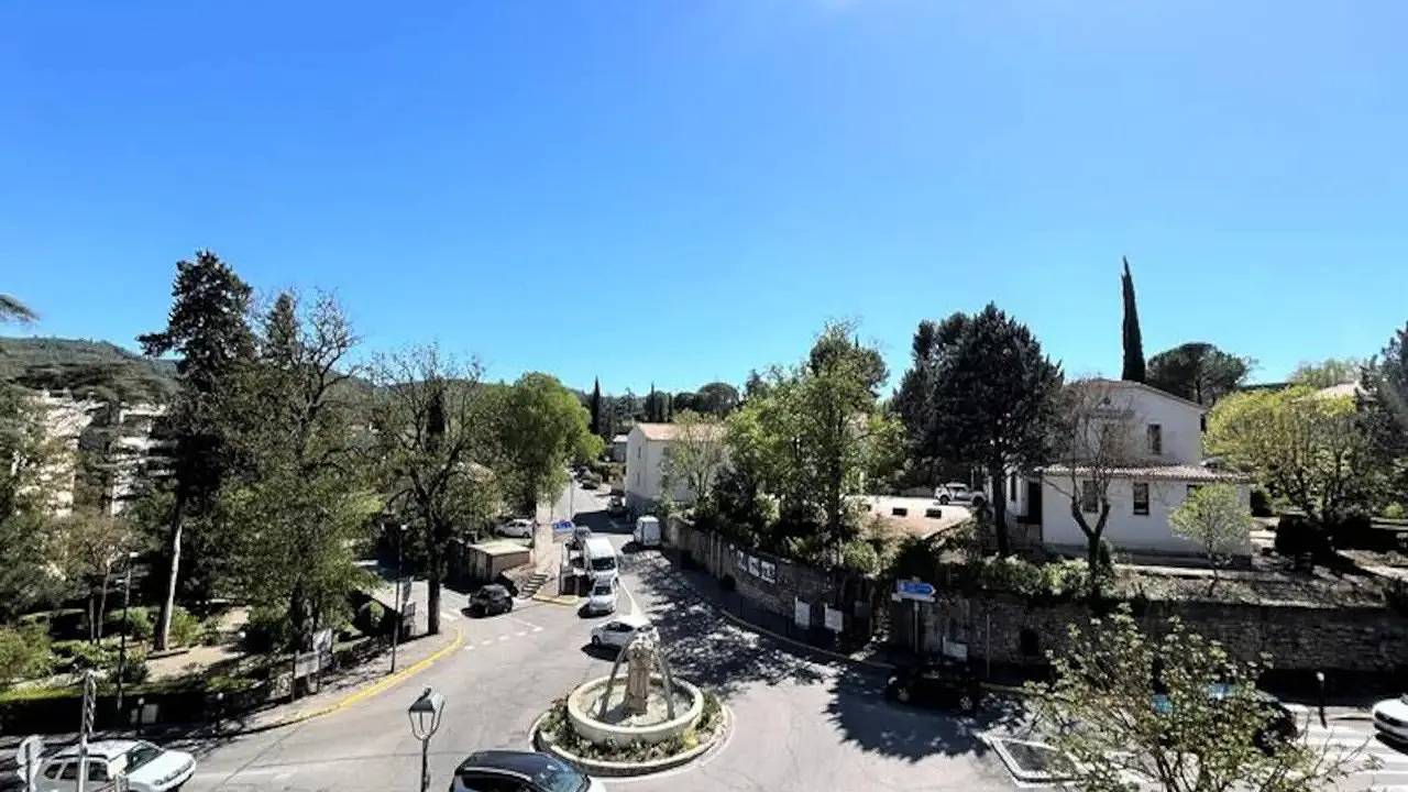 Apartamento vacacional entero, Ferienwohnung für 2 Personen (40 m²) in Gréoux-les-Bains in Gréoux-les-Bains, Alpes de Alta Provenza
