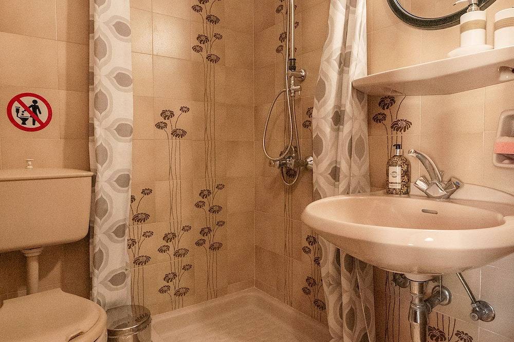 Ganze Wohnung, Double bed Bedroom 10 minutes from the Beach in Kissamos, Chania und Umgebung