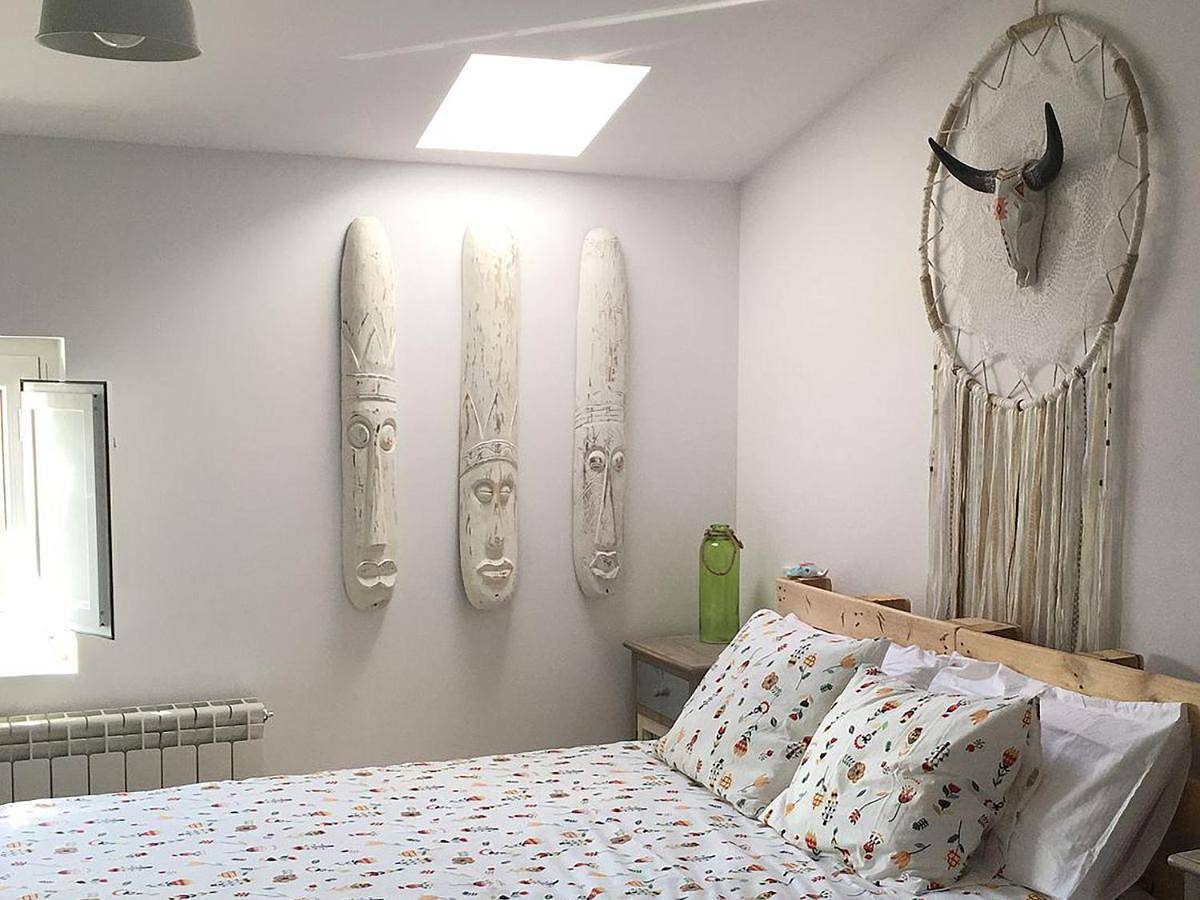 Standard Double Room with Shared Bathroom in Soto del Barco, Costa Verde