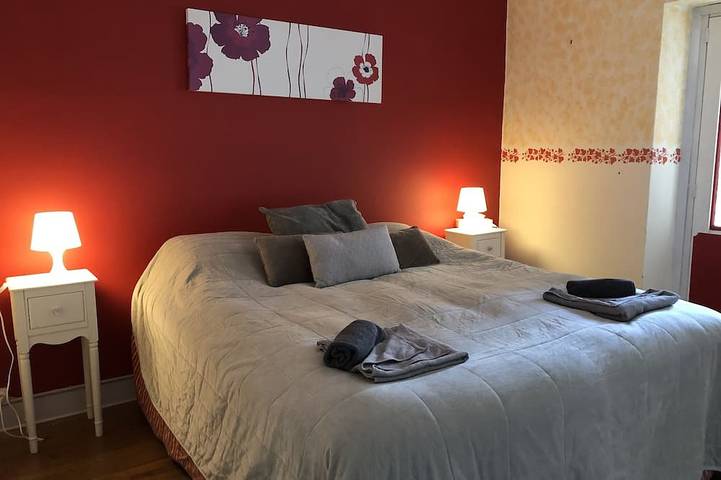 Lascaux Countryside Gite - Family run and pet friendly in Montignac, Périgord Noir