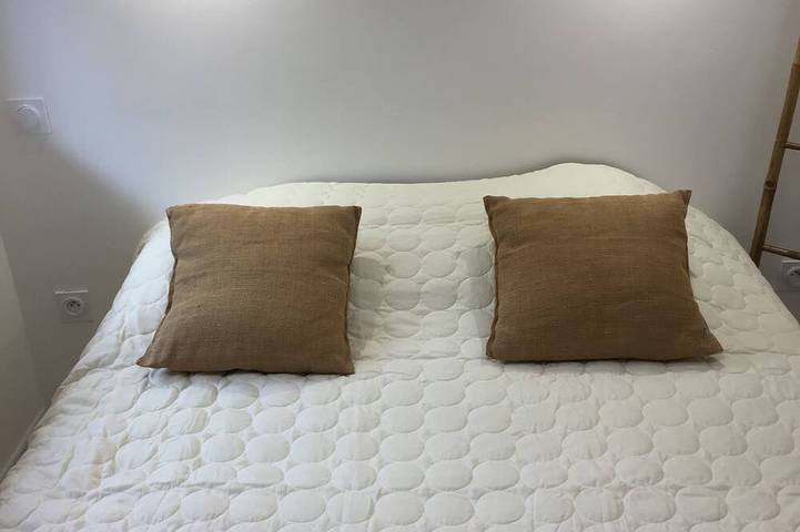 Gîte pour 3 personnes, avec terrasse dans Calanque De Port Pin Cassis - 4