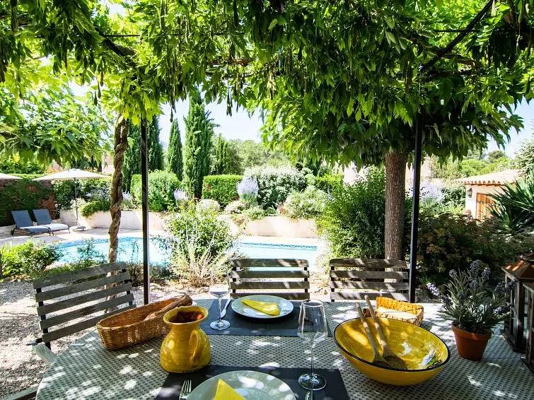 Maison 8 Personnes in Nans-les-Pins, Brignoles Region