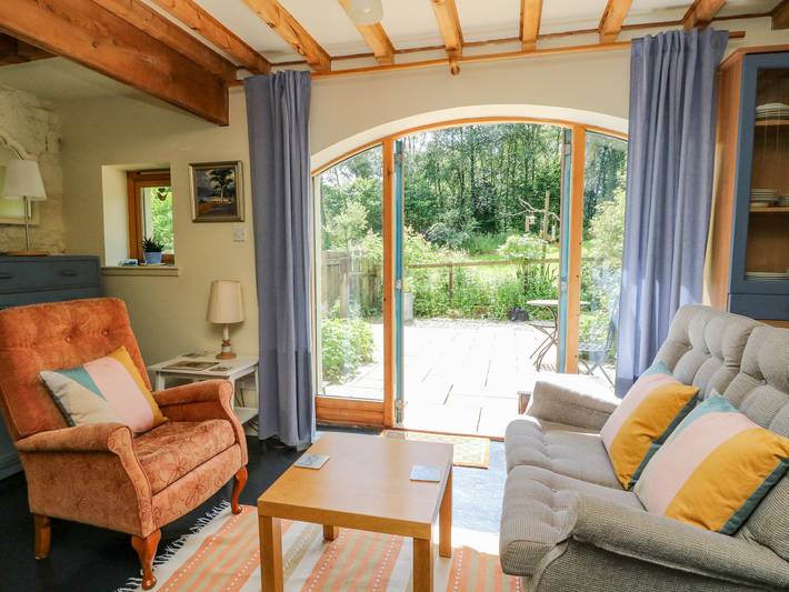 Gîte pour 2 personnes, avec jardin, animaux acceptés à Fort William - 4