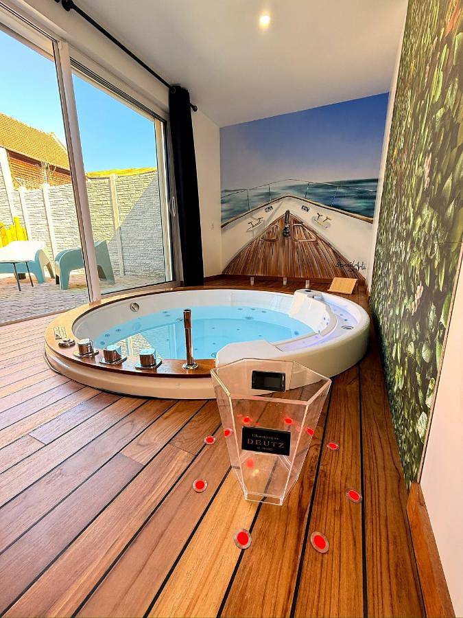 Location de vacances pour 2 personnes, avec Jacuzzi ainsi que Terrasse et Sauna dans Bray-sur-Somme