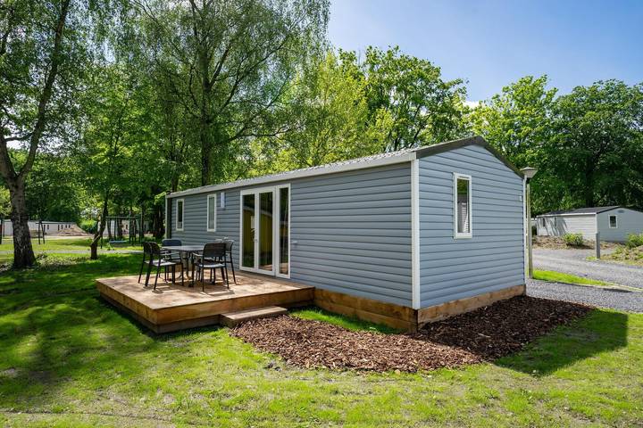 Ferienhaus für 7 Personen, mit Balkon/Terrasse und Terrasse sowie Garten