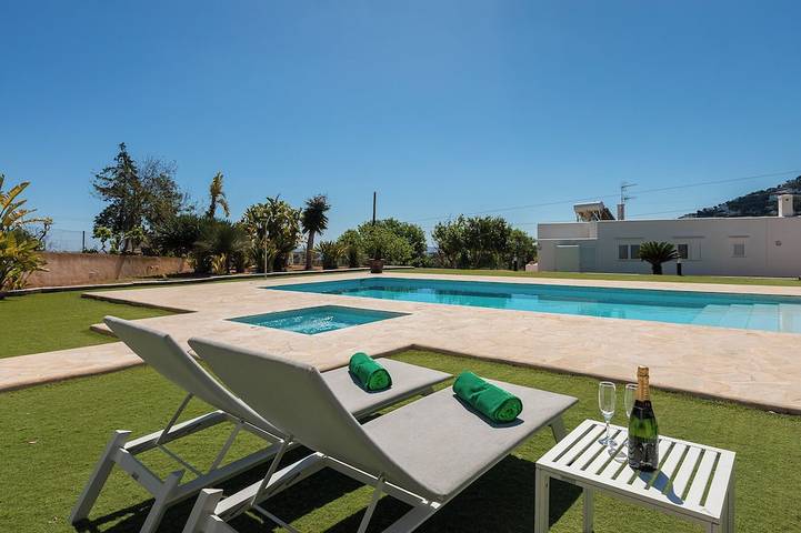 Ferienhaus für 6 Personen, mit Garten und Terrasse