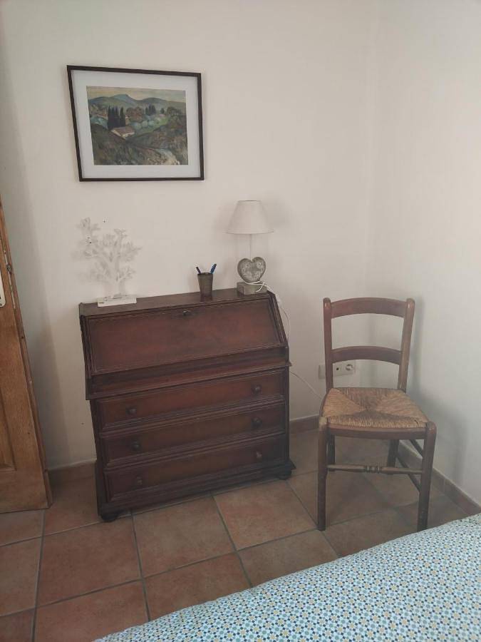 Appartement de vacances entier, Chambre Double chez L'Habitant Parking Prive Gratuit Salle d'eau privative in La Saulce, Région de Gap