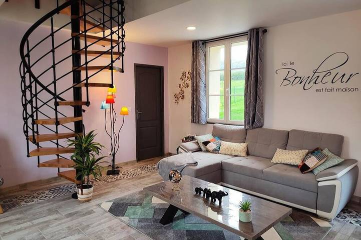 Gîte pour 4 personnes, avec jardin dans Bazinval