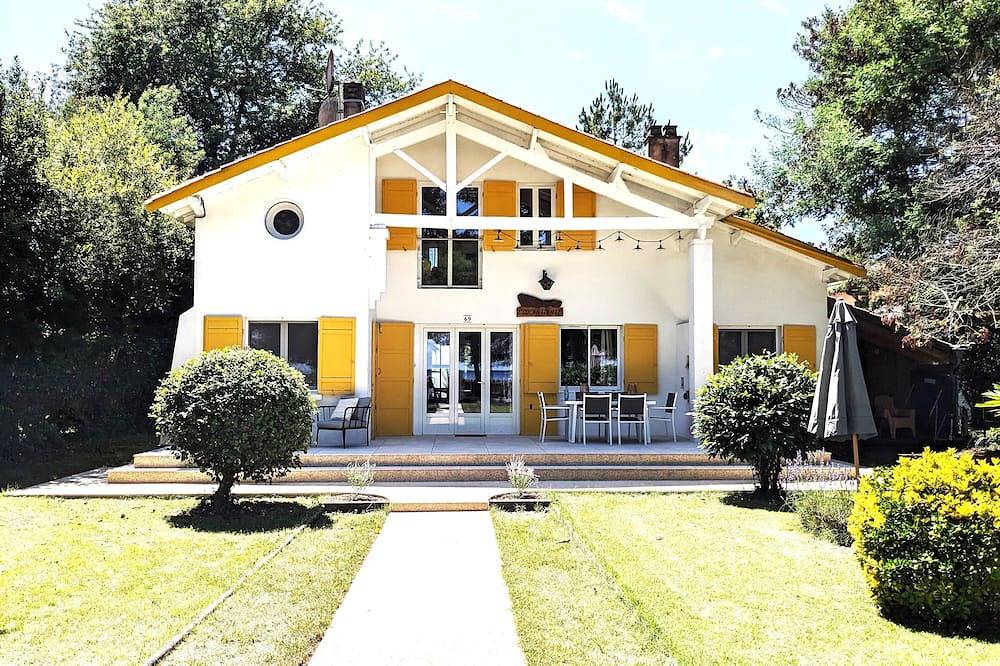Villa au bord du lac exceptionnel in Carcans, Parc naturel régional du Médoc
