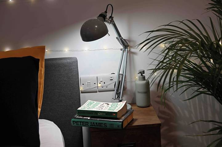 Ganze Wohnung, Hidden Home Luxury Apartment in Haywards Heath, West Sussex