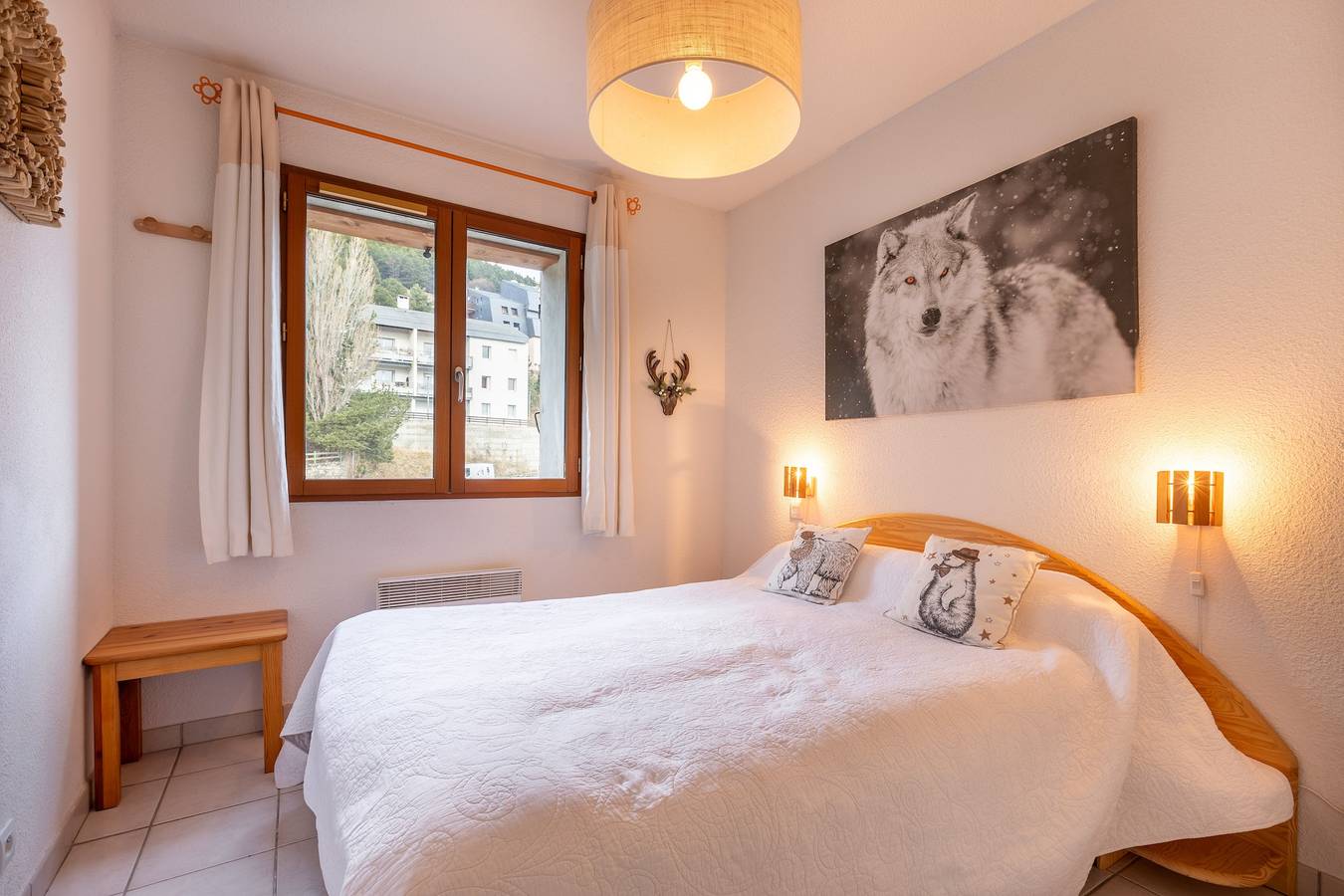 Appartement entier, Le Refuge du Chevreuil - Pistes accessibles à pieds in Les Angles, Parc naturel régional des Pyrénées catalanes