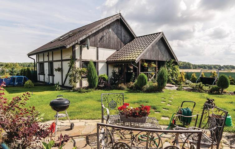 Ferienhaus für 8 Personen mit Pool in Puddemsdorf, Jezioro Jamno