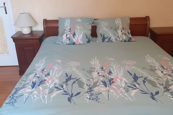 Location de vacances pour 8 personnes, avec jardin à Plouisy - 4