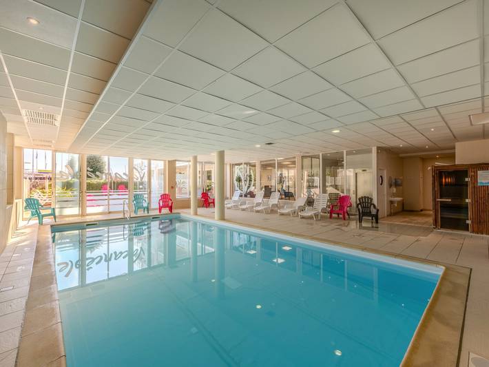 Appartement de vacances pour 5 personnes, avec piscine ainsi que terrasse et sauna