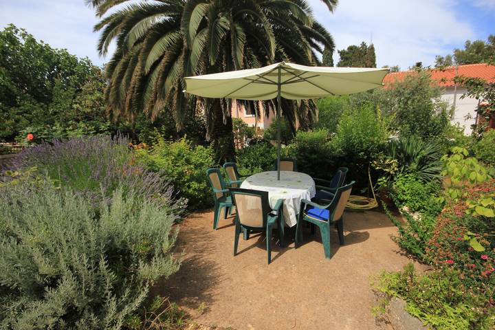 Ferienwohnung für 5 Personen, mit Balkon/Terrasse, mit Haustier in Veli Losinj