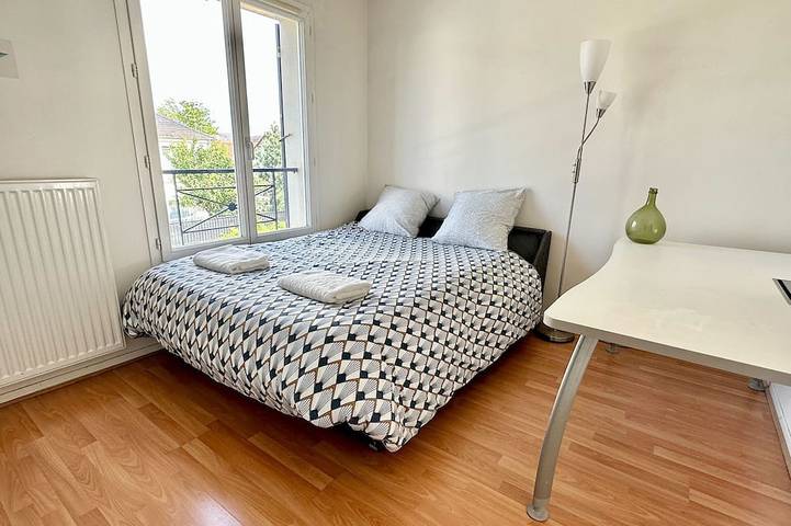 Location de vacances pour 8 personnes, animaux acceptés à Houilles - 4