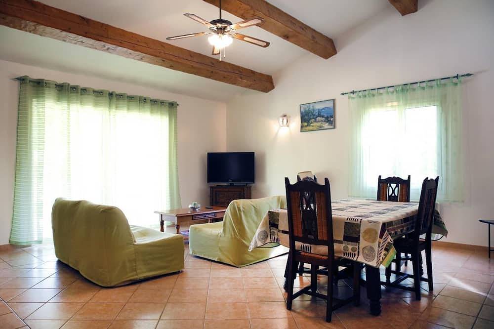 Maison Avec Piscine La Bastide in Carcès, Región Brignoles