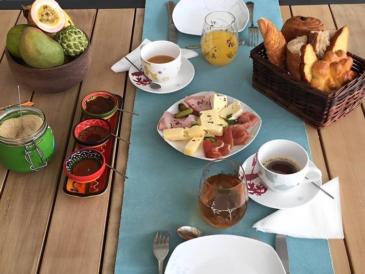 Chambre d’hôte pour 2 personnes, avec piscine et jardin dans DOM-TOM - 4