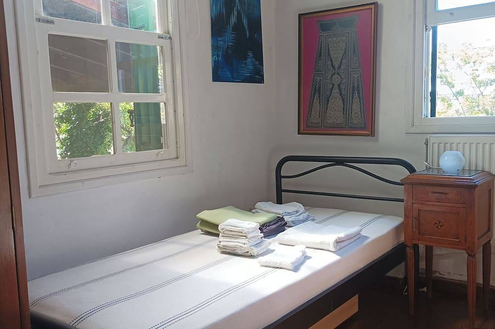 Aegean tradiotional cottage in Akamatra Ikaria in Ikaria