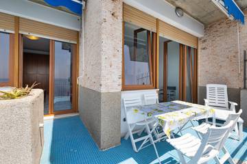 Holiday Apartment for 5 People in Bergeggi, Liguria, Photo 3