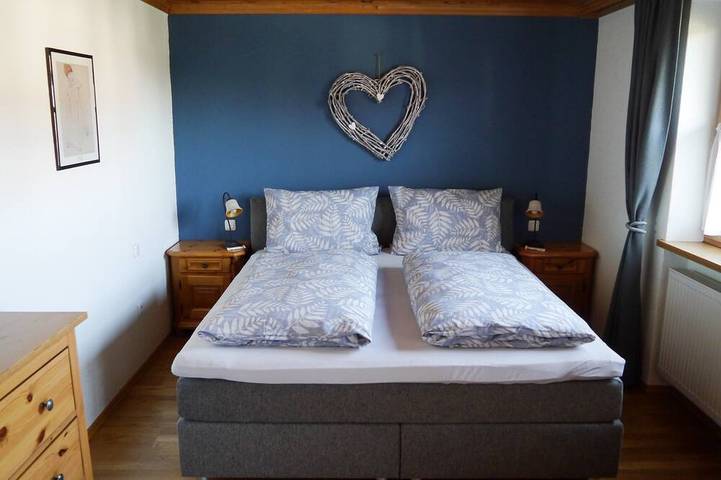 Ferienwohnung für 2 Personen, mit Balkon in Gstadt am Chiemsee - 2