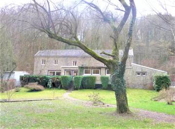 Gîte pour 12 personnes, avec terrasse à Comblain-au-Pont