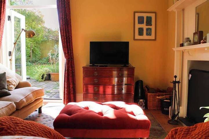 Lewes Sauna House · Characterful Interiors, Castle Views in Lewes (UK), Ost Sussex