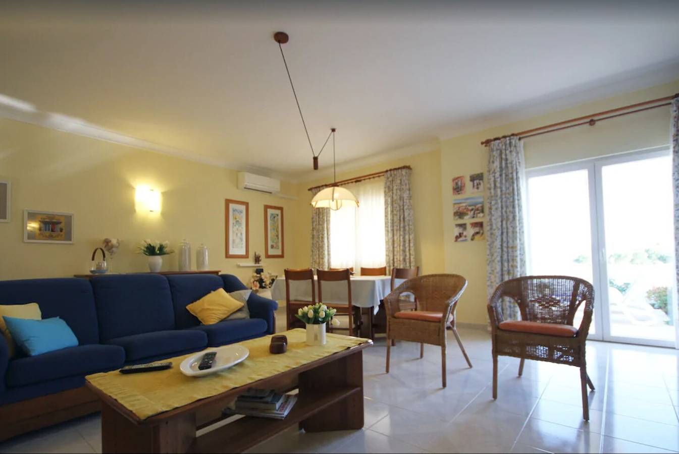 Casa de férias "Villa Meia-Praia" com vista para o mar, piscina, A/C, terraço e jardim in São Sebastião, Lagos