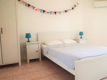 Gîte pour 2 personnes, avec terrasse et jardin à Gajac