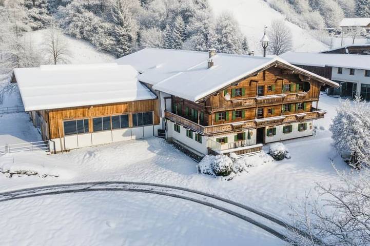 Bauernhof für 4 Personen, mit Balkon und Garten in Brixen im Thale