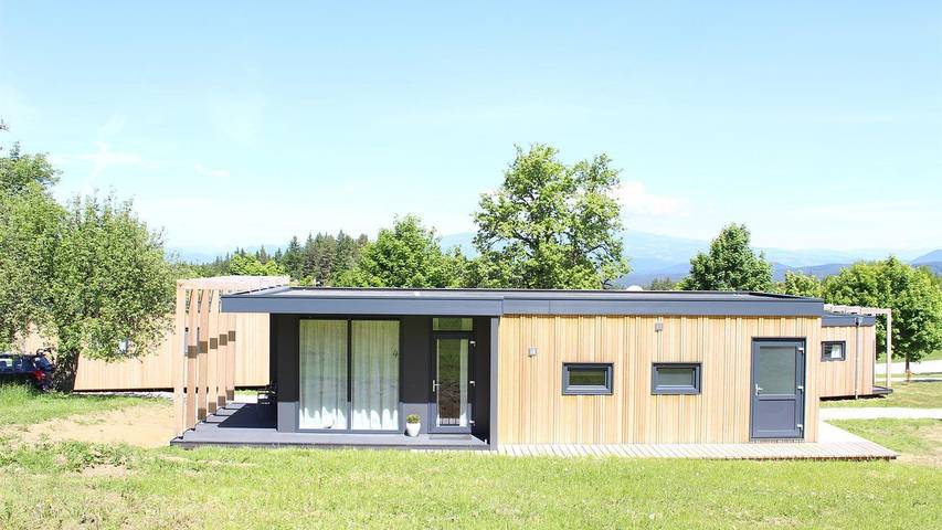 Ferienhaus für 6 Personen, mit Ausblick und Garten sowie Seeblick, kinderfreundlich - 1