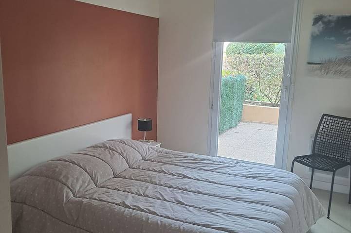 Gîte pour 4 personnes, avec terrasse et jardin dans Saint-Marc-sur-Mer - 3