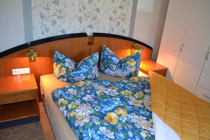Ferienwohnung für 3 Personen, mit Terrasse und Garten sowie Ausblick in Schwarzatal - 4