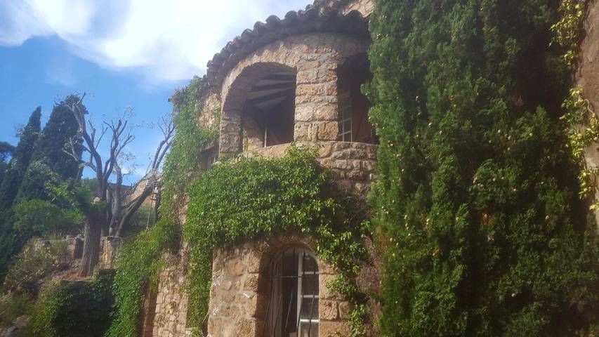 Location de vacances pour 2 personnes, avec vue ainsi que jardin et terrasse, animaux acceptés à Les Arcs (Var) - 2