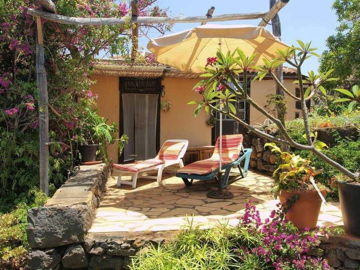 Chalet para 2 personas, con jardín, Se admiten mascotas en La Palma - 4