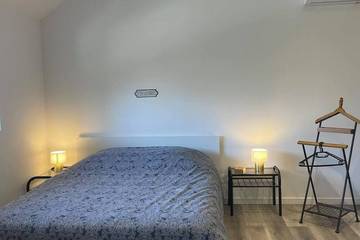 Gîte pour 3 personnes, avec jardin et jacuzzi, animaux acceptés à Lorris