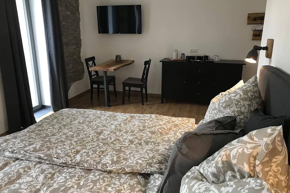 Großes Feriendomizil im Grünen in Lausnitz, Saaleland