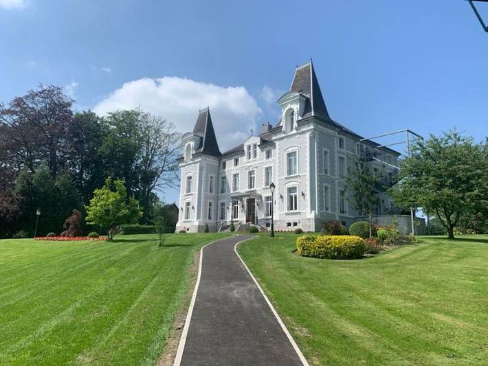 Hôtel pour 2 personnes, avec jardin ainsi que vue et sauna, animaux acceptés à Fourmies - 2