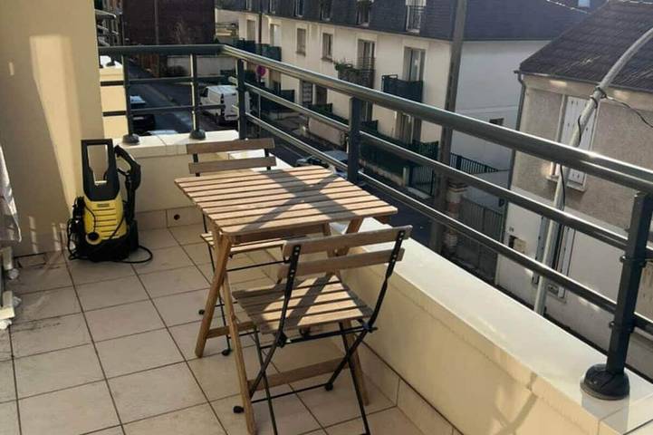 Ganze Wohnung, Marne and Magic in Noisy-le-Grand, Seine-Saint-Denis