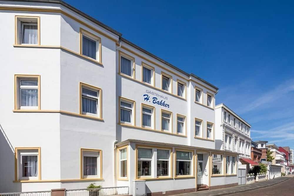 Double room shower/Wc, type A - Pension Gästehaus Bakker in Norderney