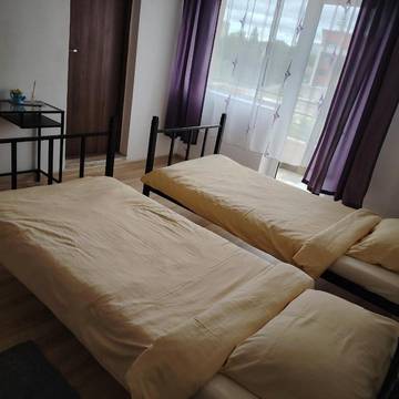 Gîte pour 2 personnes, avec jardin dans Cluj-Napoca