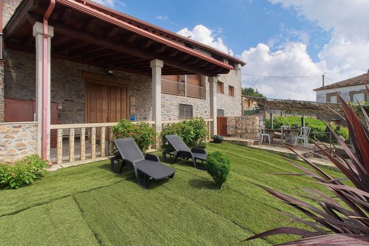 Casa rural con piscina para 8 personas, con Jardín en Provincia de Lugo - 3