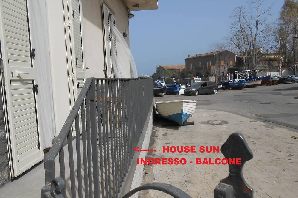 Appartamento intero, Le case di Carlotta & Giorgia - House Sun in Pozzillo, Catania e dintorni