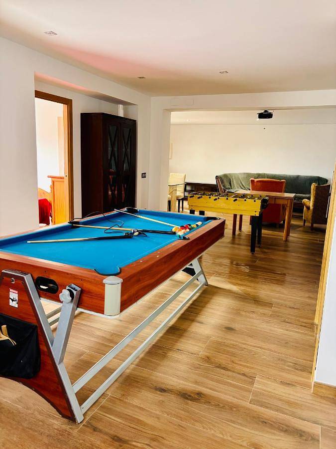 Ferienhaus für 5 Personen, mit Balkon und Terrasse sowie Garten und Pool