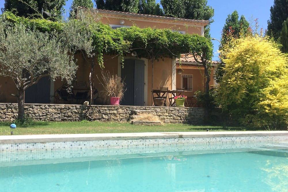 Villa  de charme à Caromb 6  pers   avec piscine , draps fournis in Caromb, Parc naturel régional du Mont-Ventoux