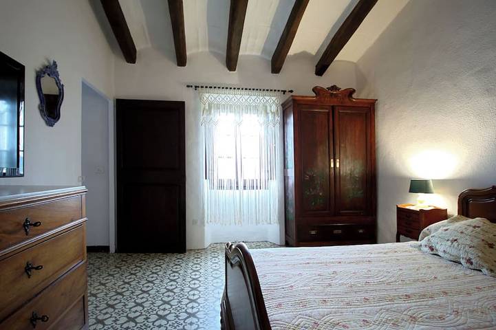 Landhaus umgeben von Weinbergen. in Sant Martí Sarroca, Barcelona Binnenland